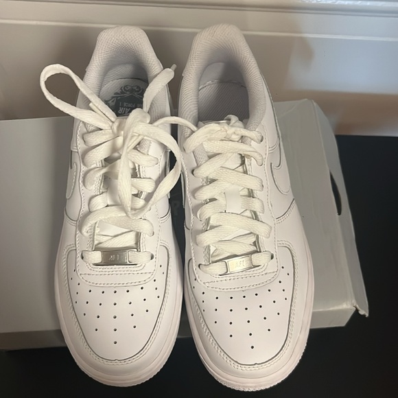 Nike air force 1s - Picture 3 of 4